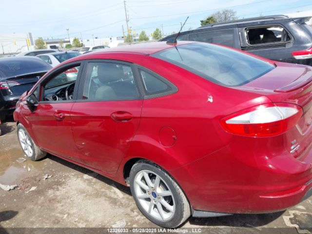 3FADP4BJ9FM215270 Ford 2015