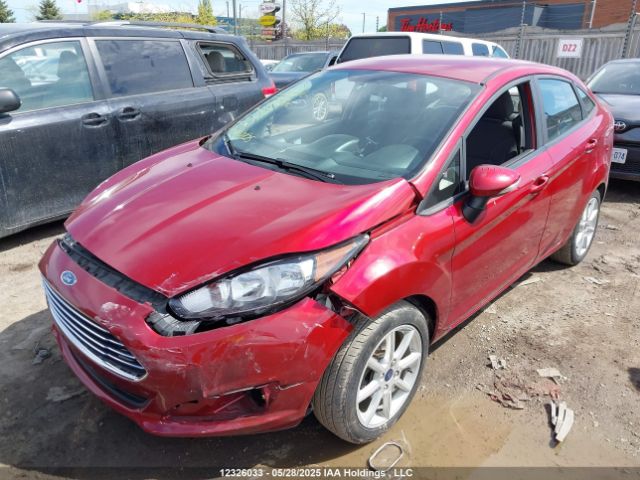 3FADP4BJ9FM215270 Ford 2015