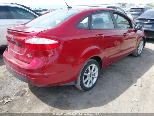 3FADP4BJ9FM215270 Ford 2015