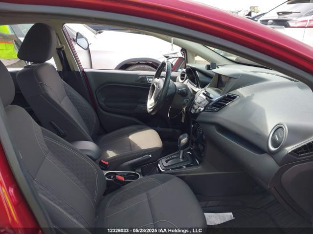 3FADP4BJ9FM215270 Ford 2015