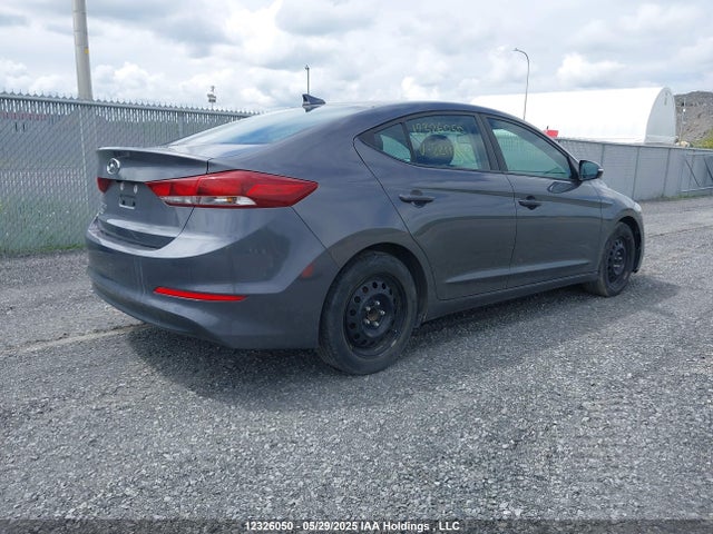 KMHD84LF2HU221178 Hyundai 2017
