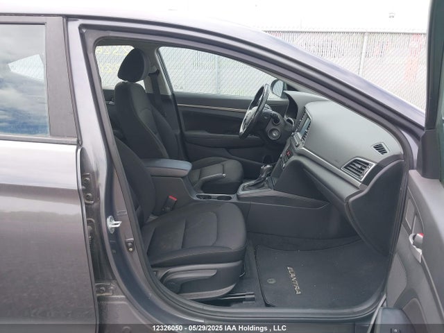 KMHD84LF2HU221178 Hyundai 2017