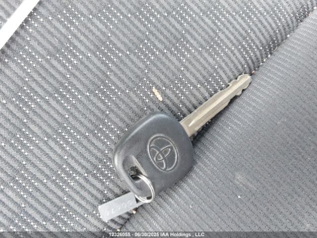 VNKJTUD39GA057932 Toyota 1nz-fe
