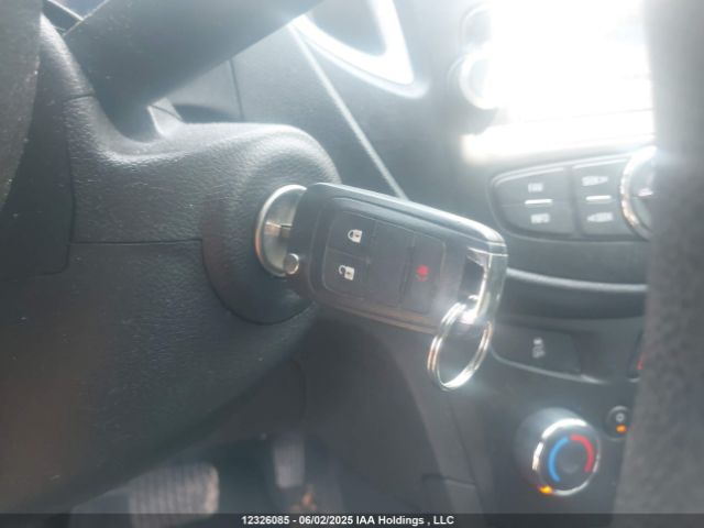 3GNCJKEB1EL212570 Chevrolet TRAX LS