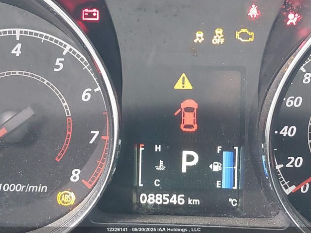 JA4AJUAU9MU602527 Mitsubishi mivec