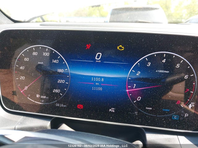 W1NKM4HB6SF284446 Mercedes-Benz m254