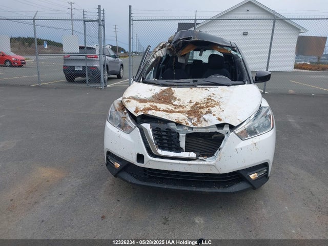3N1CP5CU8JL516912 Nissan 2018
