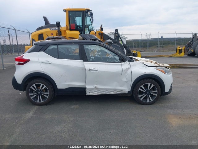 3N1CP5CU8JL516912 Nissan 2018