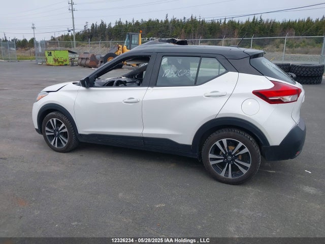 3N1CP5CU8JL516912 Nissan 2018