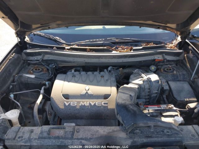 JA4JZ3AX6GZ605325 Mitsubishi Outlander Se/sel