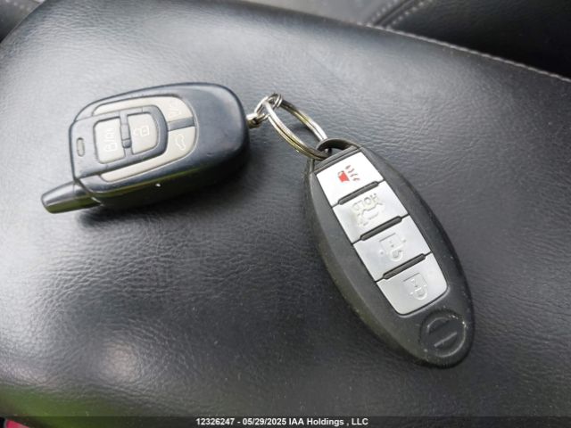 5N1AT2MV0EC831156 Nissan Rogue