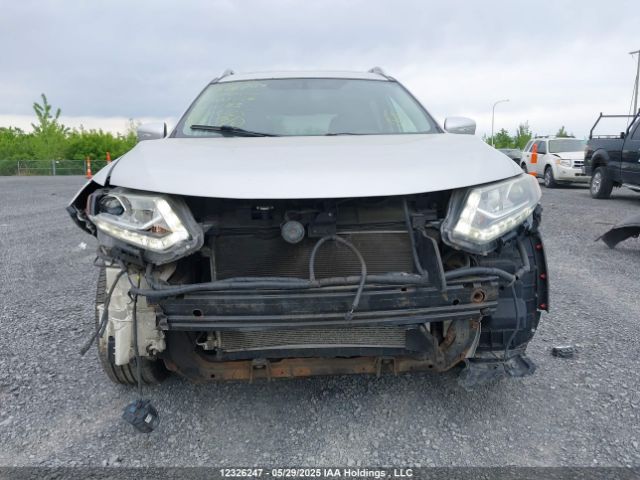 5N1AT2MV0EC831156 Nissan Rogue
