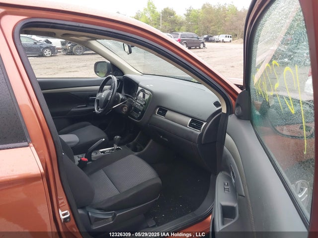 Mitsubishi mivec 2014 JA4AD2A37EZ602078 Image 5