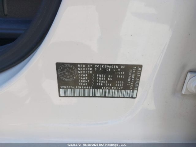 3VWD07AJ5EM390662 Volkswagen 2014