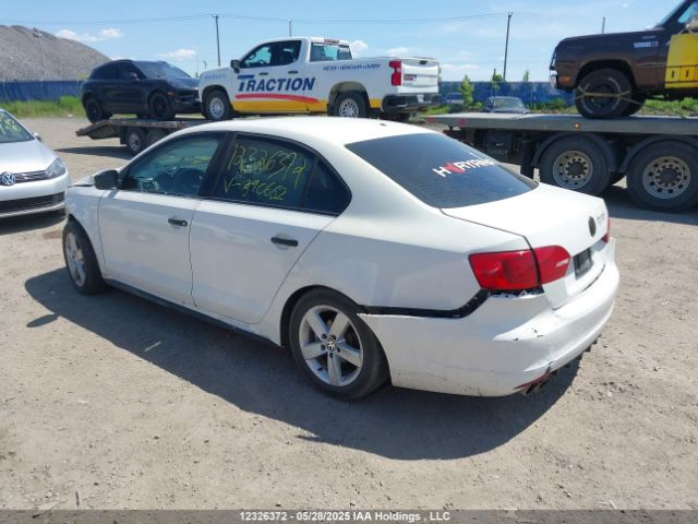 3VWD07AJ5EM390662 Volkswagen 2014