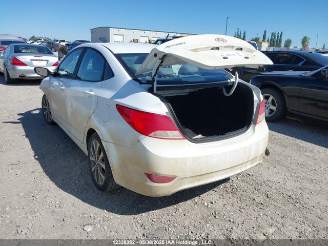 KMHCT4AE8HU220301 Hyundai 2017