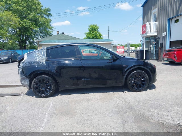 Tesla Model Y Rwd 2023 LRWYGDFD2PC071805 Image 13