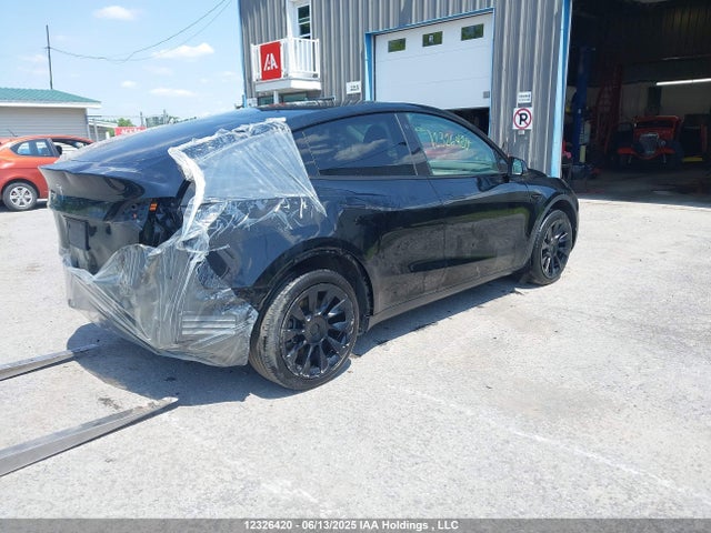 Tesla Model Y Rwd 2023 LRWYGDFD2PC071805 Image 4