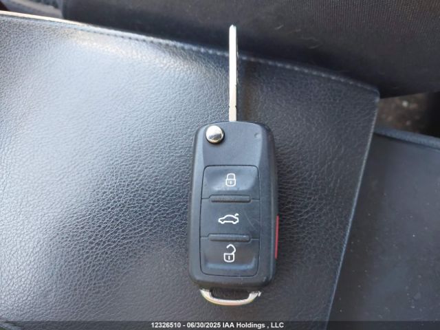 3VWD67AJ9GM324228 Volkswagen 2016