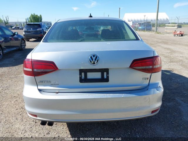 3VWD67AJ9GM324228 Volkswagen 2016