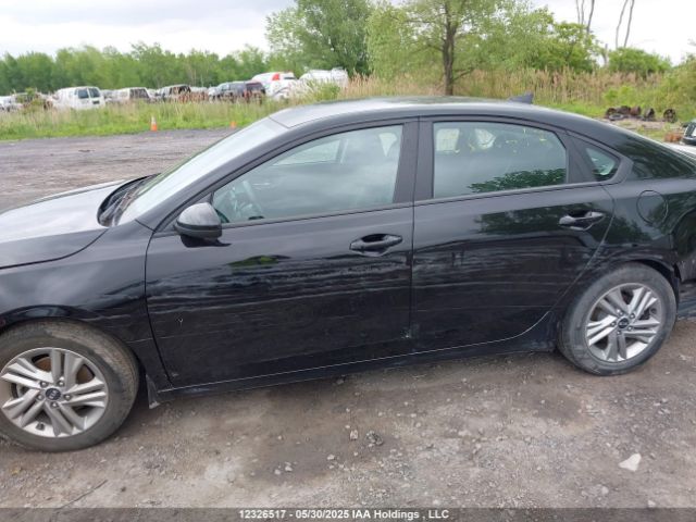 3KPF24AD8NE480154 KIA Forte Fe/lxs