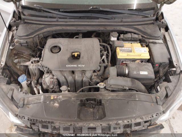 5NPD74LF3HH111144 Hyundai ELANTRA SE