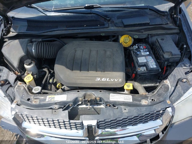 2C4RDGBG8FR527734 Dodge Grand Caravan