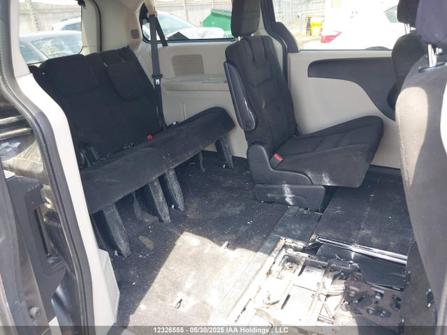 2C4RDGBG8FR527734 Dodge Grand Caravan