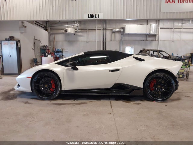 ZHWCR1ZFXHLA05615 Lamborghini csj