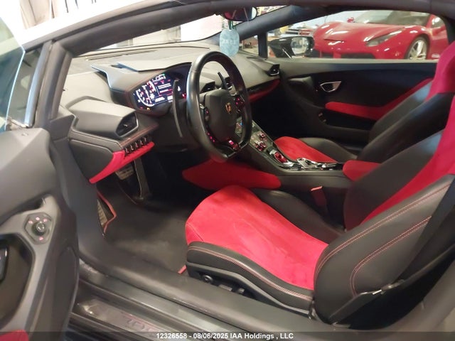 ZHWCR1ZFXHLA05615 Lamborghini csj