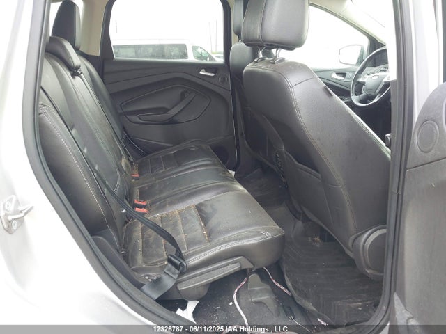 1FMCU0GX9FUB75445 Ford Escape