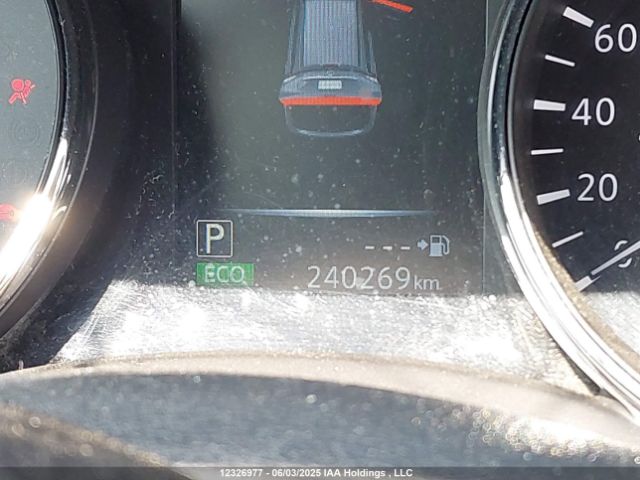 5N1AT2MVXHC808567 Nissan Rogue Sv/sl