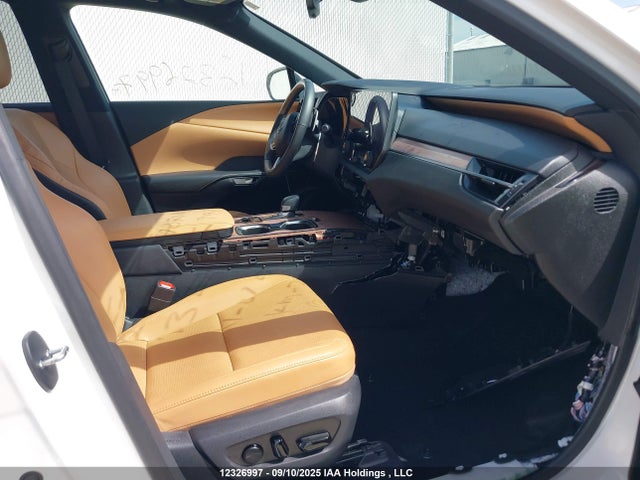 Lexus a25a-fxs, 5nm+4nm 2023 2T2BBMCA6PC014981 Image 6