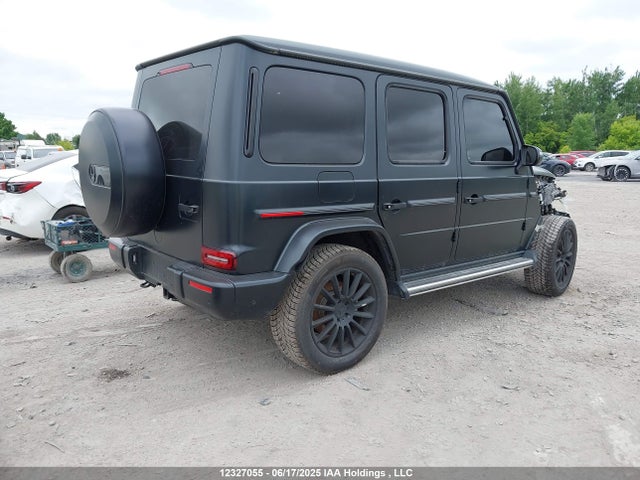 W1NYC6BJ2NX443387 Mercedes-Benz m176
