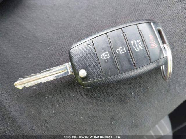 3KPFL4A74HE050746 KIA Forte Lx/s