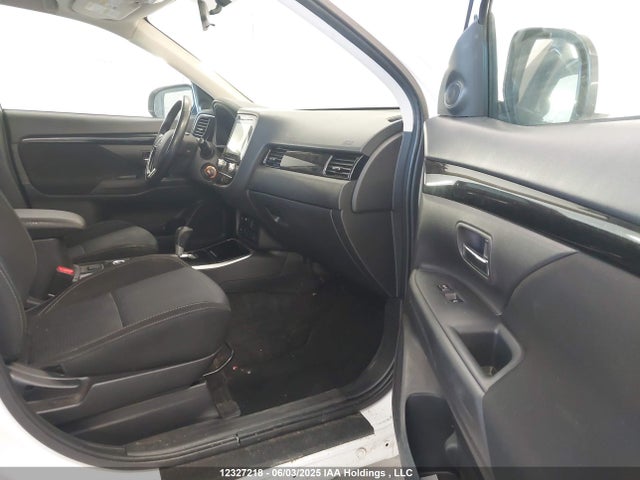 Mitsubishi mivec 2020 JA4AZ2A35LZ604166 Image 5