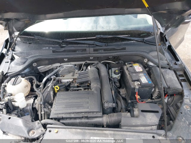 3VW267AJ3GM319436 Volkswagen 2016