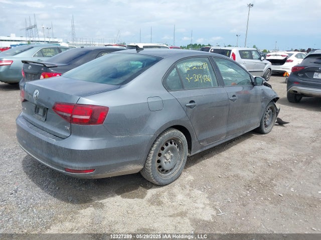 3VW267AJ3GM319436 Volkswagen 2016