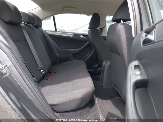 3VW267AJ3GM319436 Volkswagen 2016
