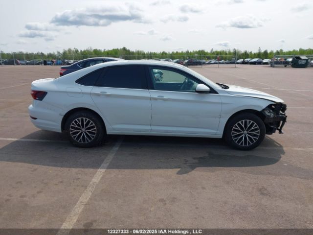 3VWE57BUXMM077331 Volkswagen tsi