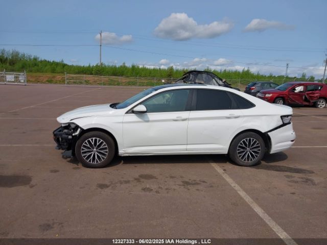 3VWE57BUXMM077331 Volkswagen tsi