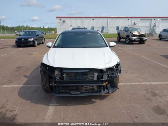 3VWE57BUXMM077331 Volkswagen tsi