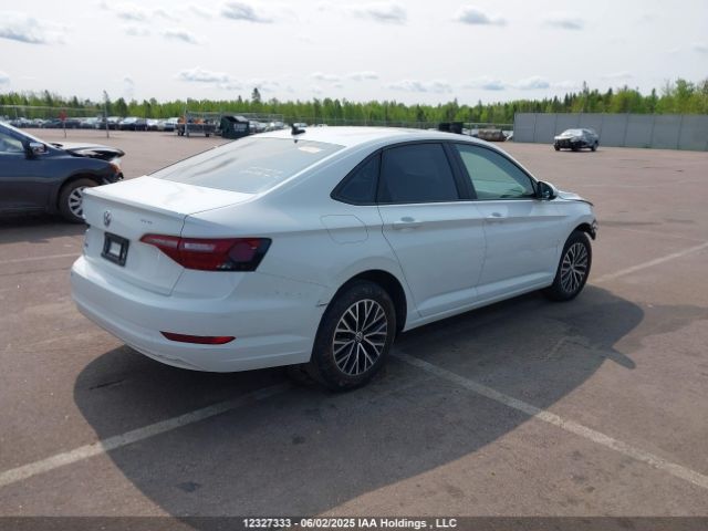 3VWE57BUXMM077331 Volkswagen tsi