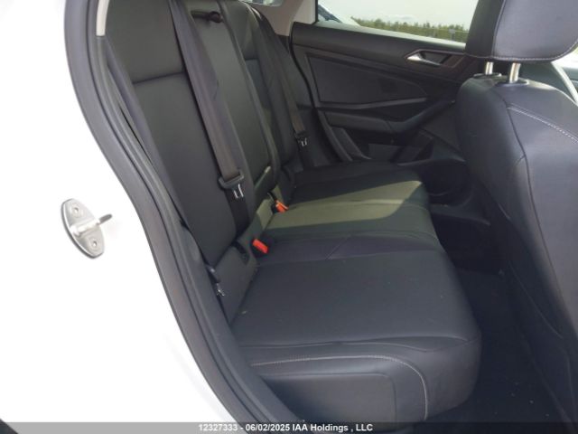 3VWE57BUXMM077331 Volkswagen tsi