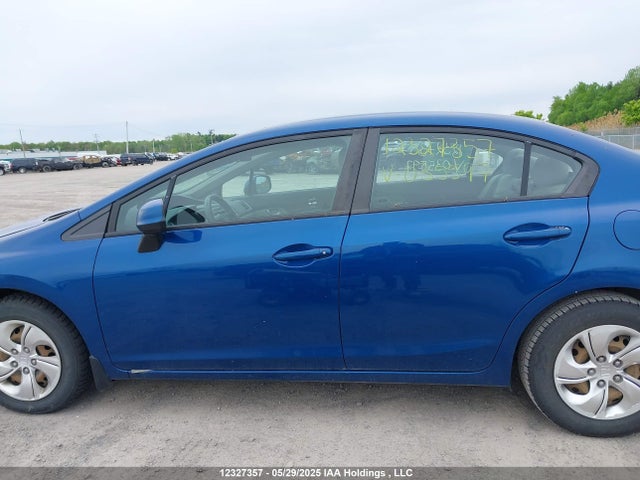 Продажа на аукционе авто 2013 Honda Civic, vin: 2HGFB2F47DH035597, номер лота: 12327357