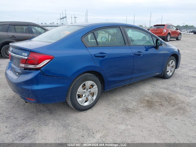 Продажа на аукционе авто 2013 Honda Civic, vin: 2HGFB2F47DH035597, номер лота: 12327357