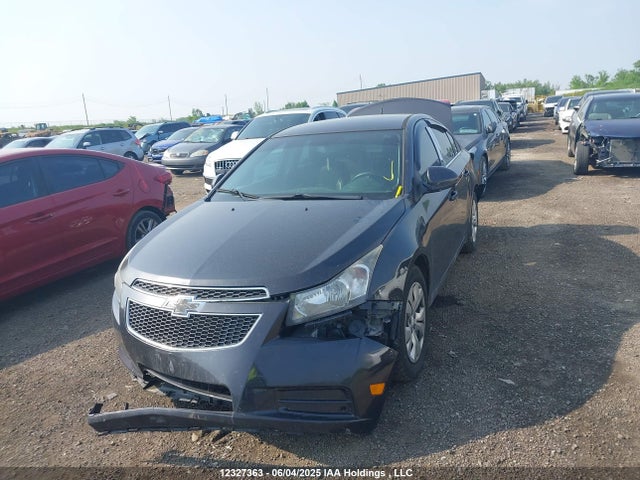 1G1PE5SB0E7284586 Chevrolet Cruze