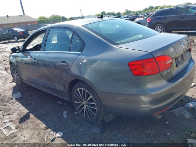 3VWL07AJ9EM321386 Volkswagen 2014