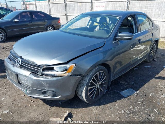 3VWL07AJ9EM321386 Volkswagen 2014