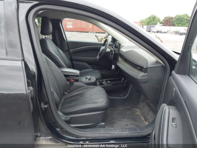 3FMTK1S51RMA16655 Ford Mustang Mach-e Select